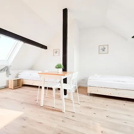 Tolstov - 6 - 15 Min Zur Messe Dus Apartment *